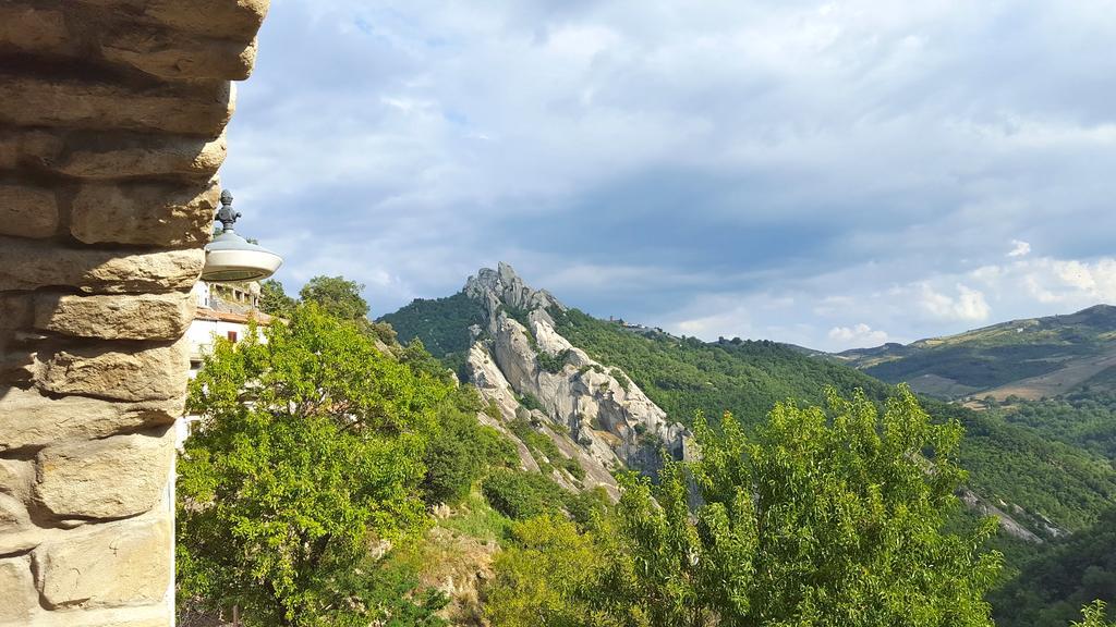 Casa Dell'Avventura Daire Castelmezzano Dış mekan fotoğraf