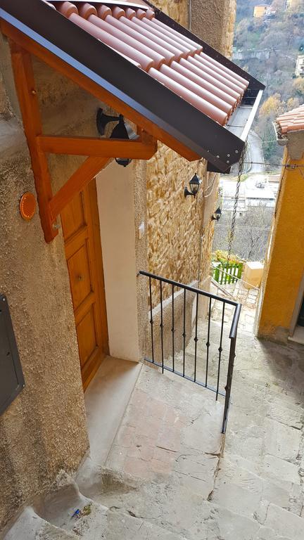 Casa Dell'Avventura Daire Castelmezzano Dış mekan fotoğraf